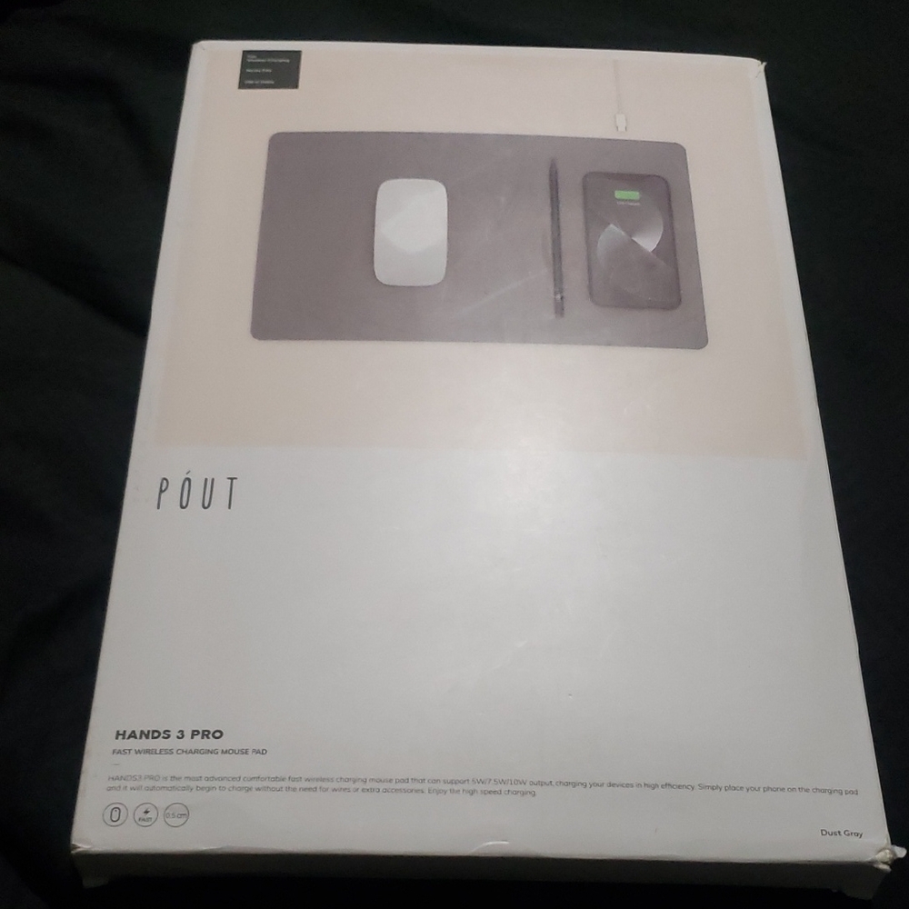 Pout Hands 3 Pro Wireless Charging Mouse Pad Dark Gray